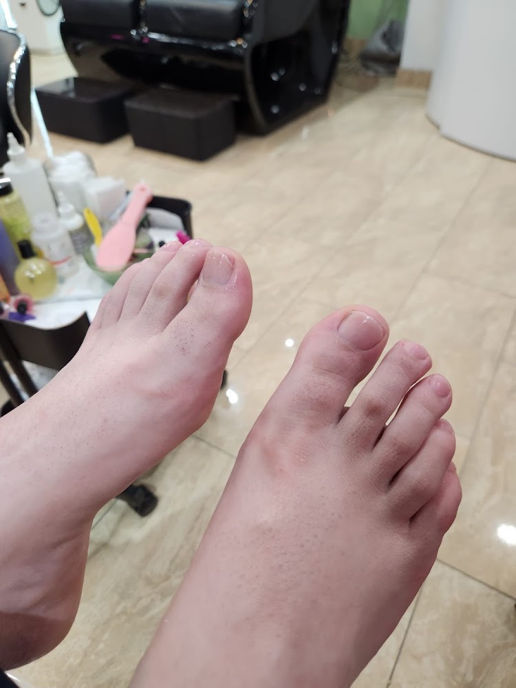Gel Pedicure at Naespa Beauty in Astoria
